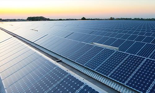 uas-solar-farm-inspecting-thumb.jpg